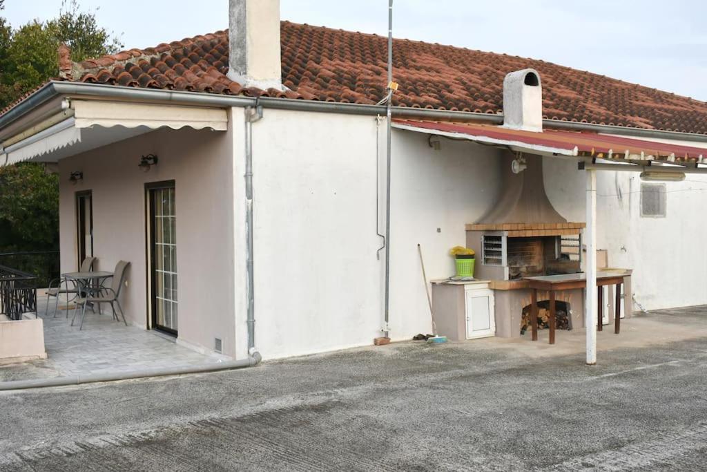 Stefanos Apartment Tríkala Exterior foto